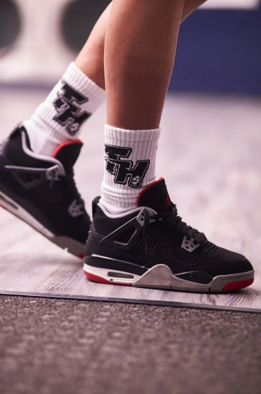 WHITE LOGO CREW SOCKS